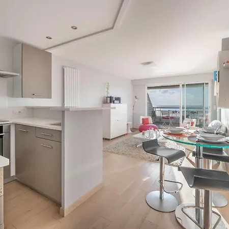 Appartement Pieds Dans L'eau Et Vue Mer A *